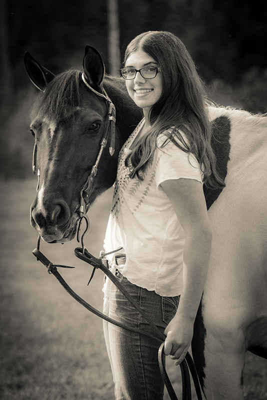 Uploaded Image: /vs-uploads/Senior Samples/_DSC3924.jpg